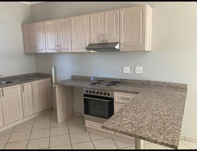 2 BEDROOM PROPERTY TO RENT IN ILLOVO BEACH